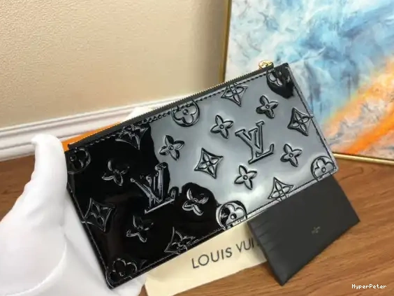 FÉLICIE VUITTON LOUIS POCHETTE 0629